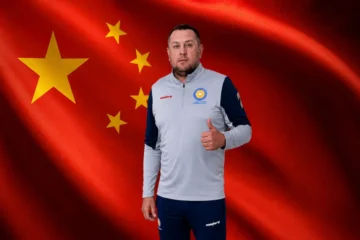Алматинский футбольный тренер Александр Кузнецов во время работы в Китае