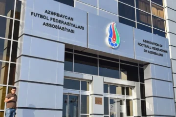 Азербайджан ведет переговоры с казахстанским футболистом «Болоньи»