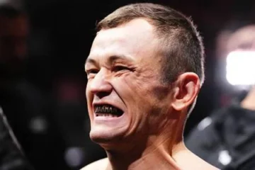 Бекзат Алмахан приходил в UFC многообещающим талантом. Сегодня его уволили и, увы, по делу
