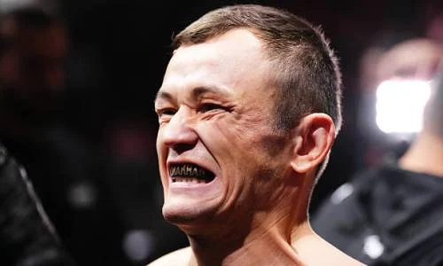 Бекзат Алмахан приходил в UFC многообещающим талантом. Сегодня его уволили и, увы, по делу