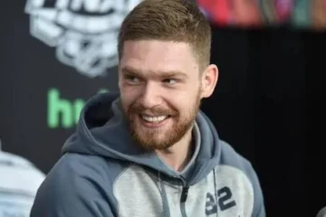 Владимир Плющев назвал главную роль Евгения Кузнецова в «Сибири»