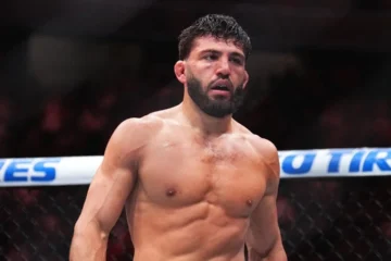 Дана Уайт раскрыл решение UFC по Арману Царукяну