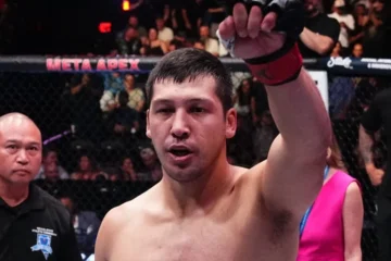 Дияра Нургожая оставили без основного бонуса после победы нокаутом в UFC