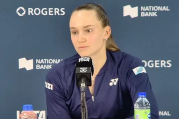 Елена Рыбакина назвала причины поражения от Иги Швёнтек в финале Торонто