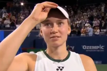 Елена Рыбакина сделала заявление после выхода в полуфинал турнира в Торонто
