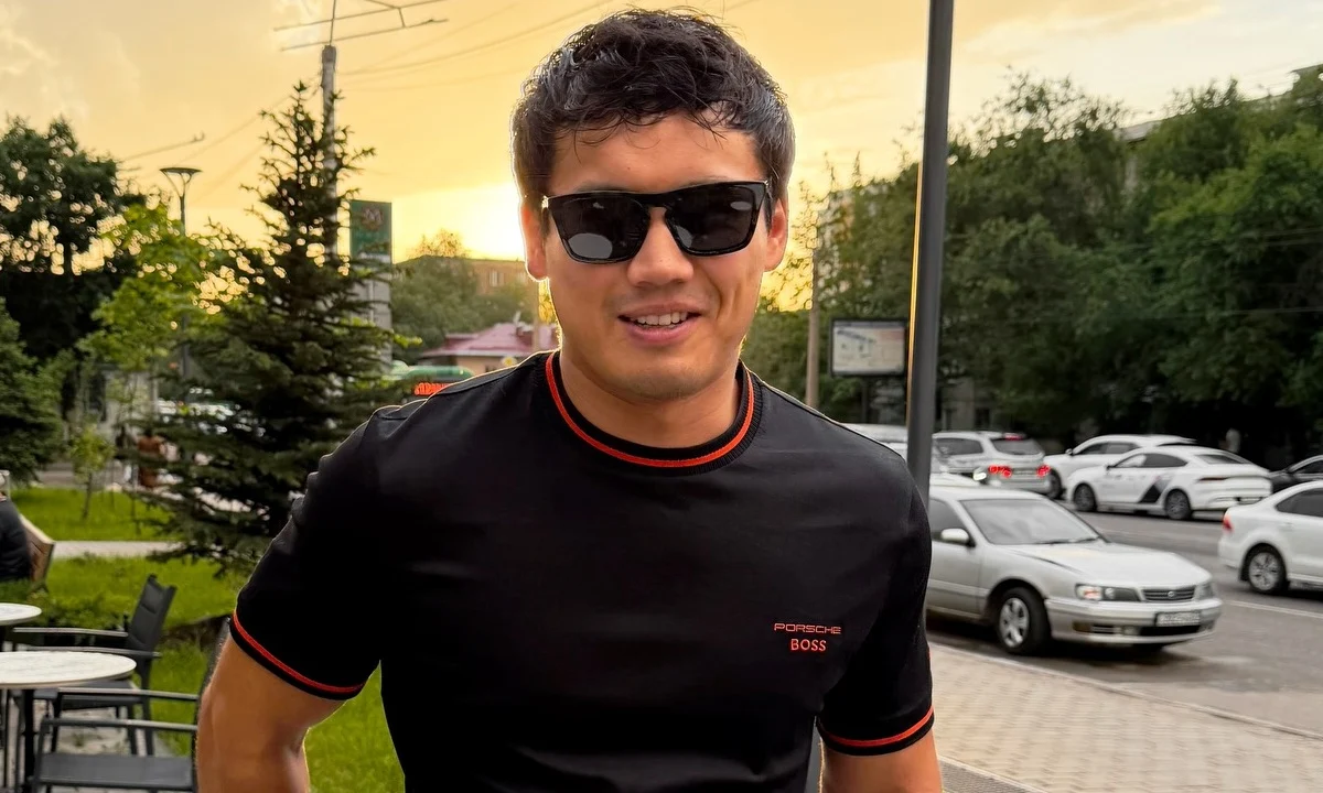 Еркебулан Токтар предстал в образе «Ахиллеса» Бреда Питта. Фото