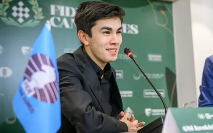 Жавохир Синдаров впервые возглавил мировой рейтинг FIDE Circuit