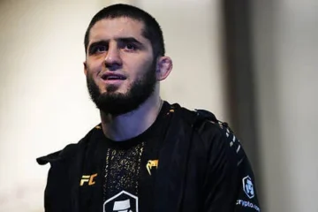 Ислам Махачев назвал условие для титульного боя Усмана Нурмагомедова в UFC