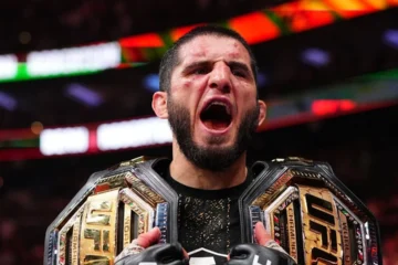Ислам Махачев обошел Андерсона Силву и установил исторический рекорд UFC