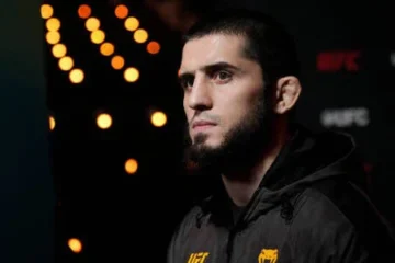 Исламу Махачеву предсказали поражение на UFC 330