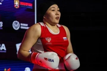 Казахская чемпионка мира по боксу получила звание заслуженного мастера спорта России