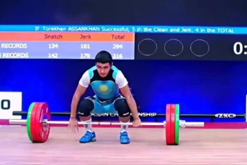 Казахстан завоевал «серебро» на юношеского ЧА-2026 по тяжёлой атлетике