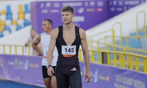 Казахстанец Ефремов стал призером чемпионата Азии в Ташкенте