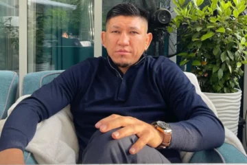 Куат Хамитов обратился к Исламу Махачеву после его рекордной победы в UFC