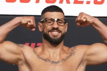 Лопес сделал вес перед боем с Нургожаем в UFC