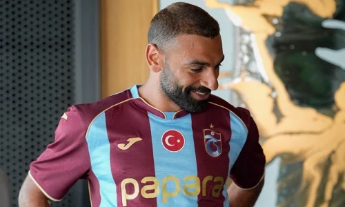 Мохамед Салах официально представлен в новом клубе