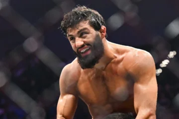 Названо условие досрочной победы Армана Царукяна над Маурисио Руффи в UFC