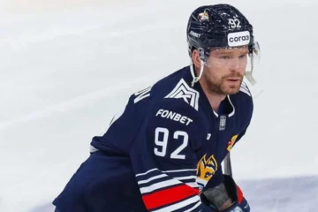 Олимпийский чемпион ответил на вопрос о будущем Кузнецова в КХЛ