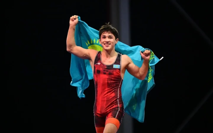 Определился состав сборной Казахстана на молодежный чемпионат мира по борьбе
