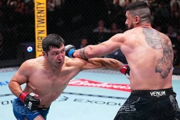 «Почуял кровь в воде». UFC сравнил казахстанского бойца с акулой