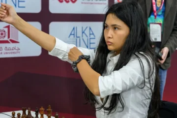 Асаубаева одержала первую победу в восьми турах Global Chess League-2026