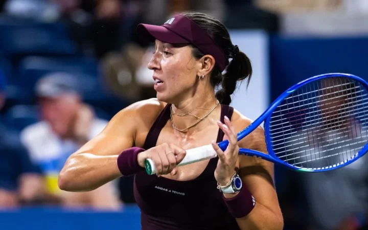 В двух сетах завершился матч конкурентки Рыбакиной за четвертьфинал US Open