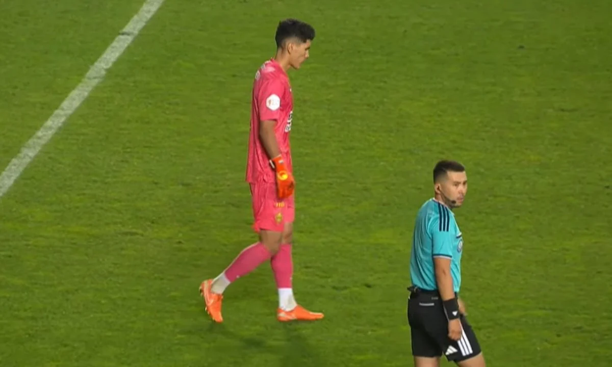 «Кайрат» потерпел сенсационное поражение 1:4 в домашнем матче КПЛ