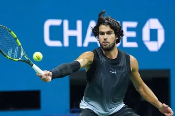 Карлос Алькарас сенсационно вылетел с US Open-2026