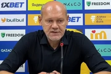 «Не дать ни одной секунды сопернику». Ромащенко рассказал о разгроме «Кайрата» в Алматы