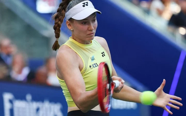 Рыбакиной дали прогноз на четвертьфинал US Open с Циньвэнь