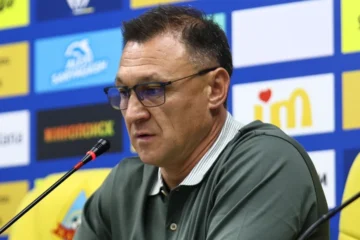 «Это — бред, нужно жить по совести». Уразбахтин жестко ответил Бабаяну