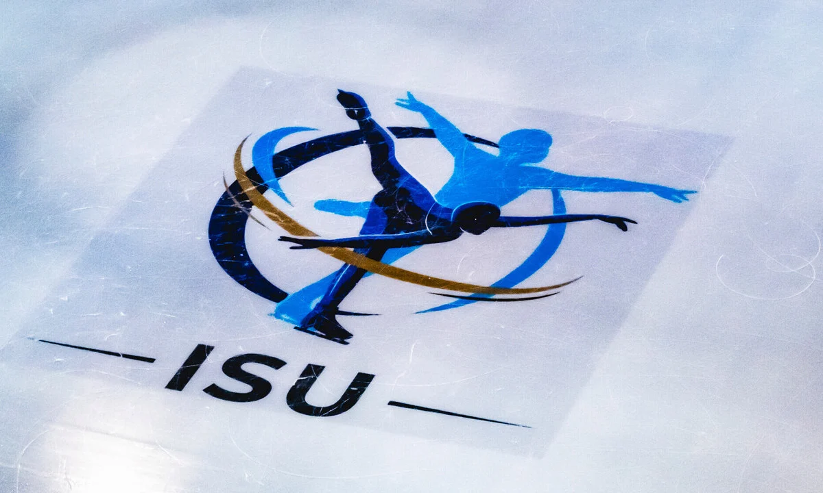 ISU официально лишил российского фигуриста нейтрального статуса
