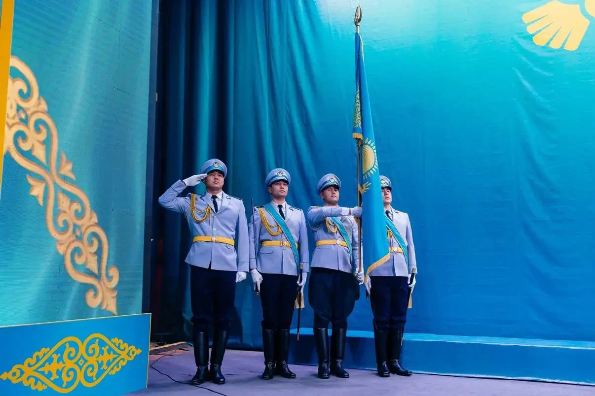 Атырауда Президенттің атынан мемлекеттік марапаттар табысталды