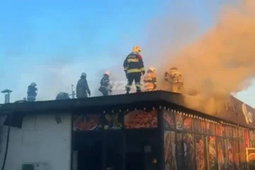 По повышенному рангу. Три бутика и столовая загорелись в Алматинской области