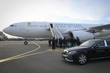 Токаев прибыл с рабочим визитом в Азербайджан
